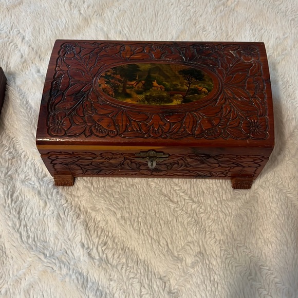 Vintage Wood Cedar Chest Box /Carved Wood/ 1950s - Picture 1 of 8